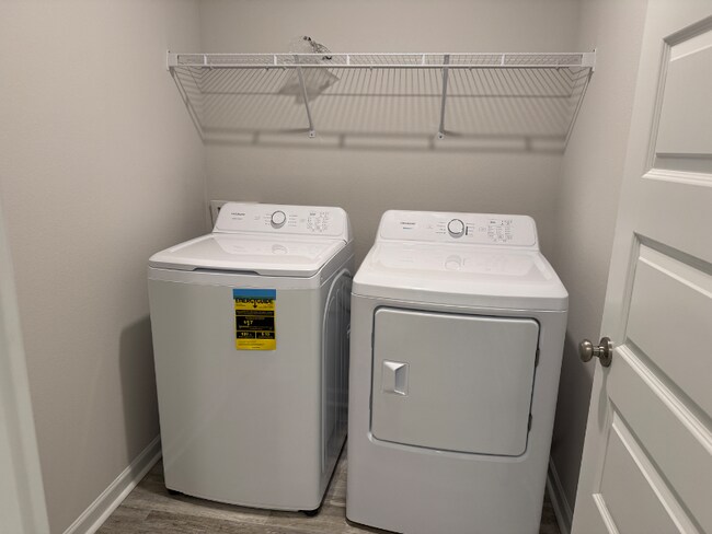 Photo - 6357 Firefly Dr