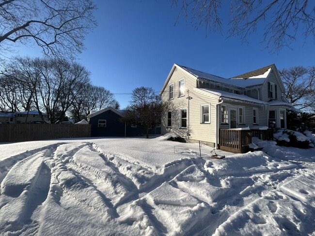 Photo - 567 Britton Rd