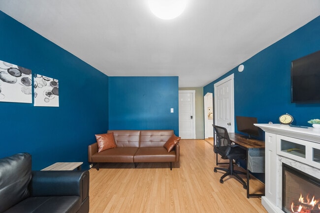 Photo - 2818 N Ashland Ave Unit G