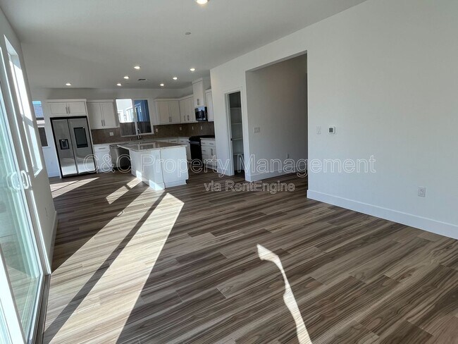 Photo - 2782 Old Larks Ln