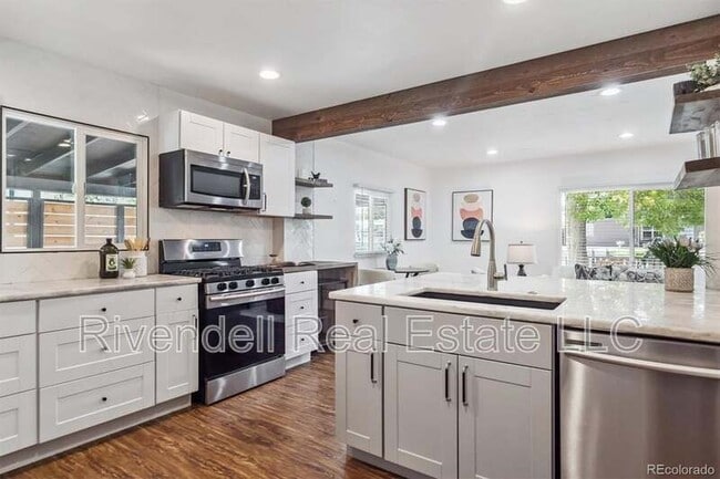 Photo - 1882 S Michigan Way