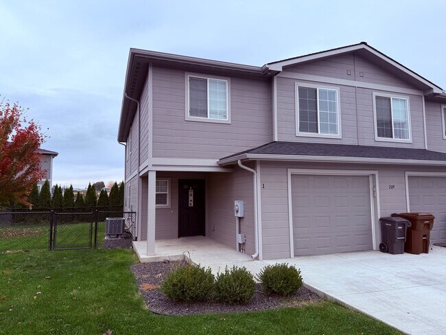 215 N 76th Ave Unit 2
