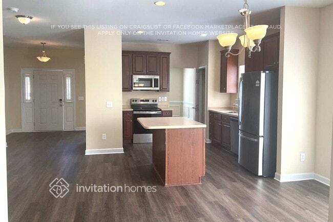 Photo - 1214 Mallory Ln