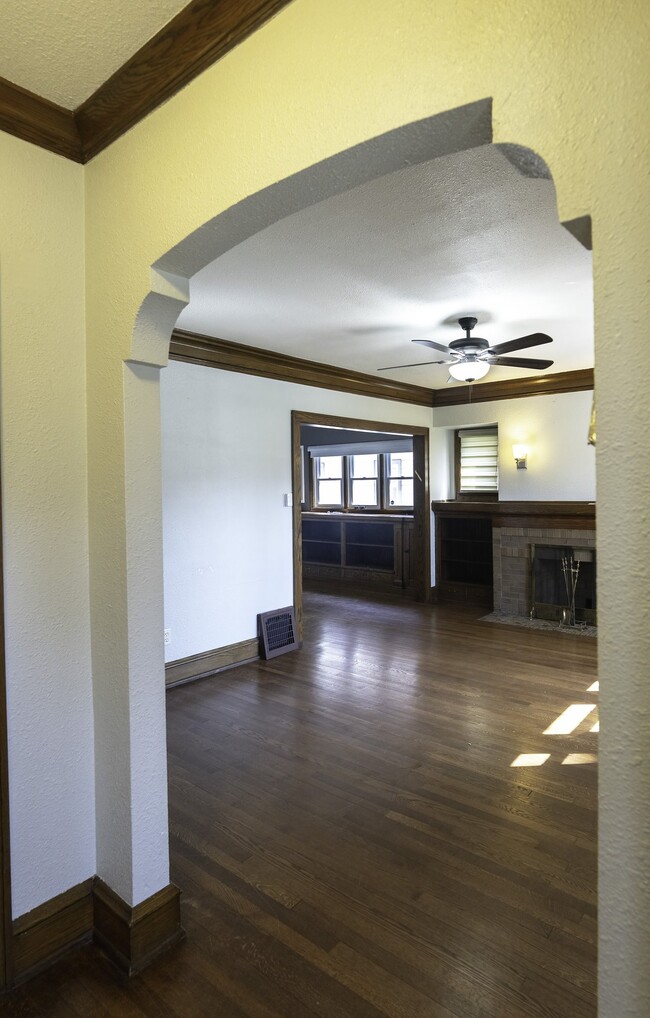 Photo - 3260 N 50th St