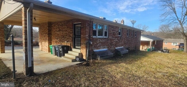 5616 Old Temple Hill Rd