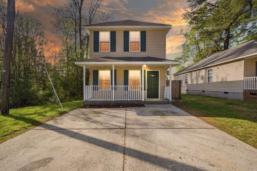 5109 James St