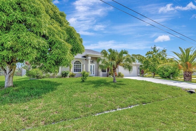 Photo - 1701 SW Penrose Ave