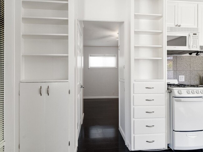 Photo - 1911 Church St Unit 1917-03