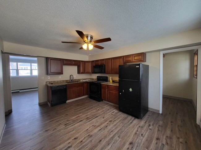 Photo - 206 3rd Ave SE Unit 206 3rd Avenue Southeast #3