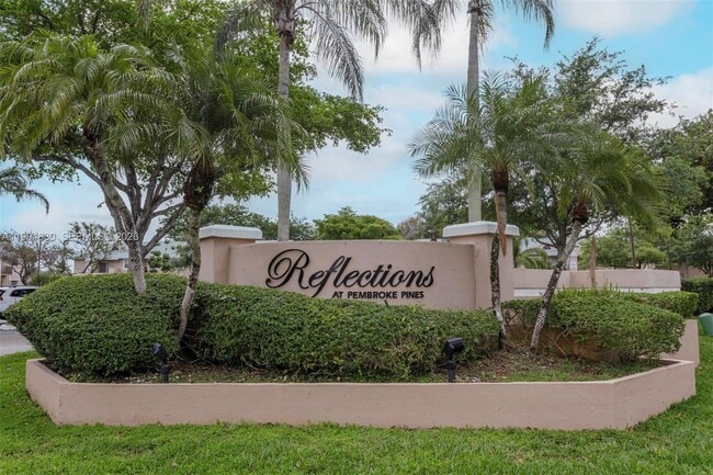 Building Photo - 1731 NW 96th Terrace Unit 2J