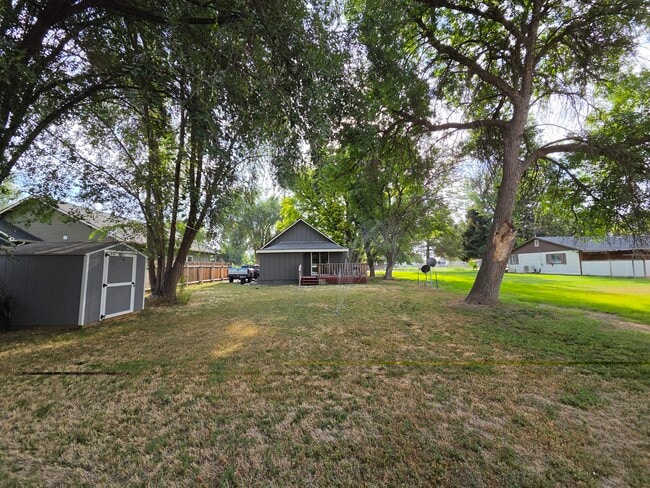 309 Holly Ave