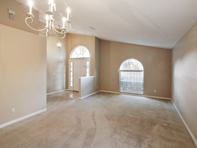 Photo - 3005 Lorimer Ct