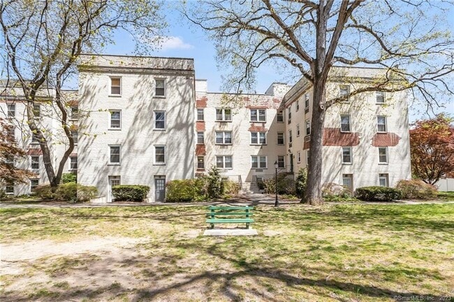 Photo - 140 Summer St Unidad 3C Rental