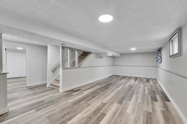 Photo - 7303 E Mercer Pl