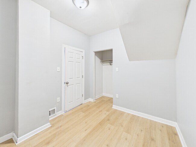 Photo - 6639 S Bishop St Unit 1