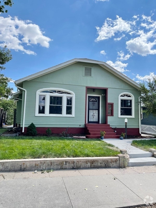 Building Photo - 409 W 24th St Rental