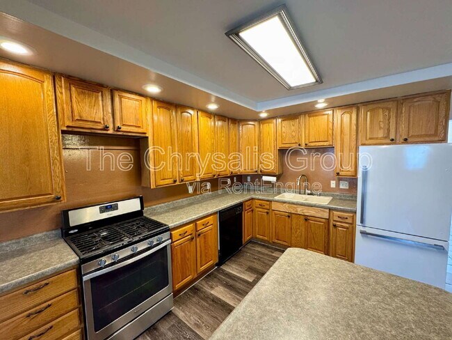 Photo - 137 Hennepin St