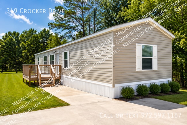 Building Photo - 349 Crocker Dr