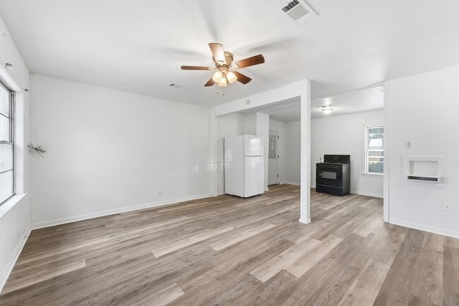 Photo - 3711 Cosby St