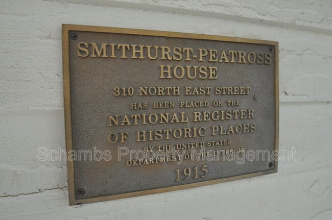 Photo - 310 N East St