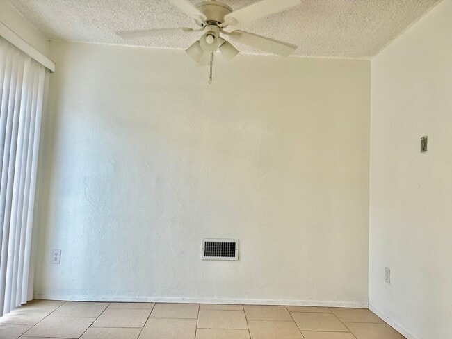 Photo - Hillside Court Vista Ca 92084 Unit 320