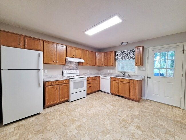 Photo - 8600 Reedy Creek Rd