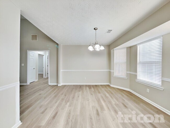 Photo - 210 Baxter Ln