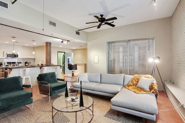 Photo - 1041 Constance St Unit ID1265378P