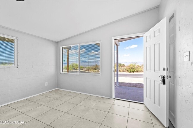 Photo - 202 Avenue C