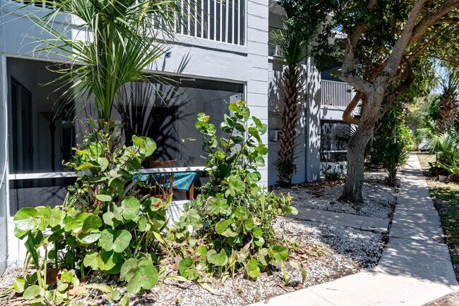 141 California Ave Unit SI FL1-ID1044338P