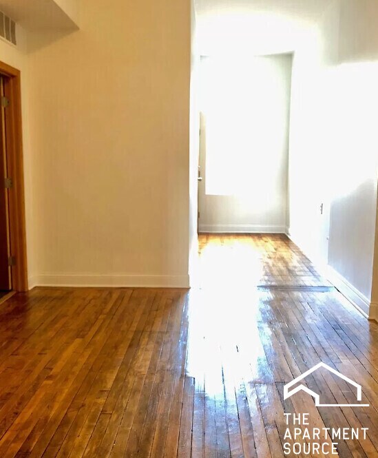 Photo - 1643 S Throop St Unit 3r