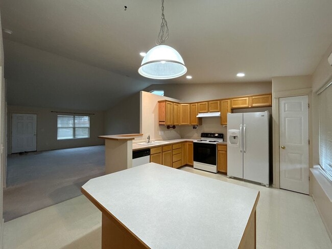Photo - 3 Bedroom / 2 Bathroom Home in NE Madras