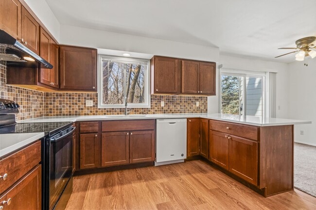 Photo - 1302 N Gammon Rd