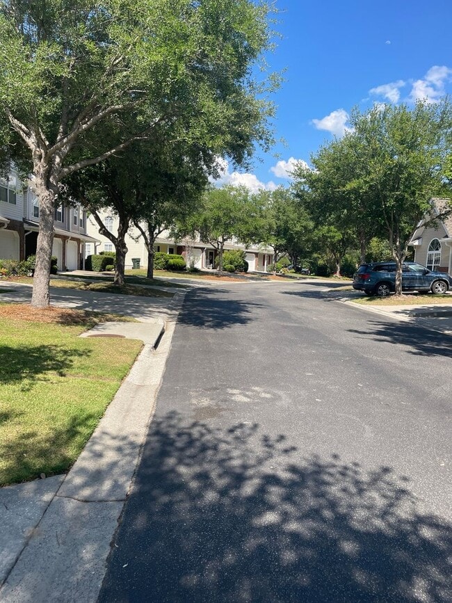 Photo - Spacious 4BR Town House in Goose Creek