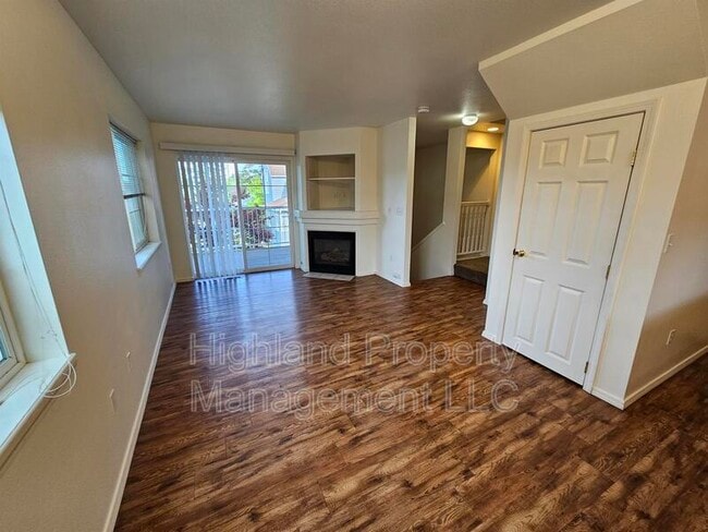 Photo - 316 NE Whitman St