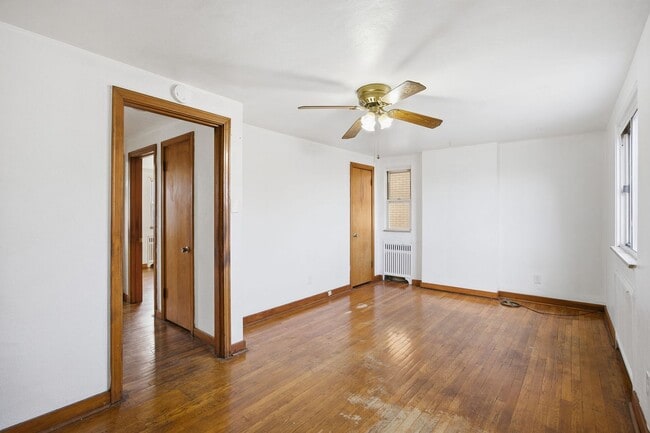 Photo - Triplex Unit 2nd Floor