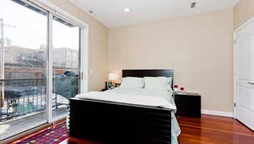 Building Photo - 1449 N Wicker Park Ave