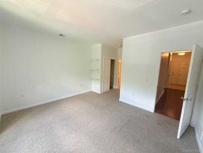 Photo - 935 Tower Ridge Cir