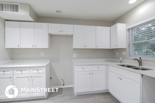 Photo - 5963 Bamboo Dr