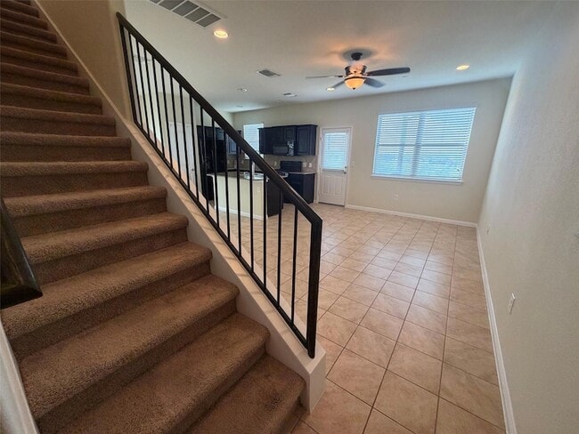 Photo - 1001 Zodiac Ln