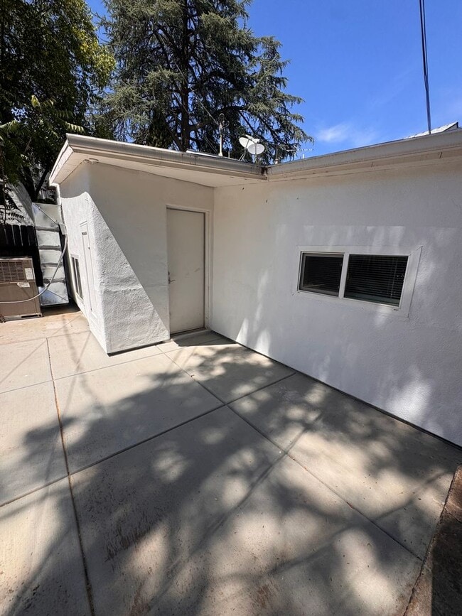 Photo - 148 Agard St Unit 150 C