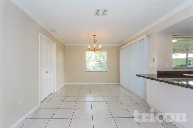 Photo - 8105 Longbay Blvd