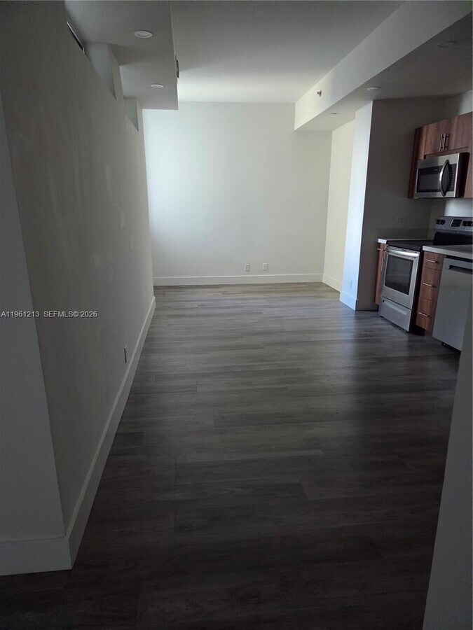 Photo - 111 E Flagler St Unidad 706