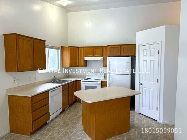 Photo - 5480 W 4260 S