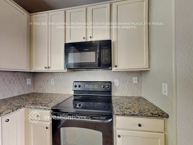 Photo - 4715 E Laurel Ave