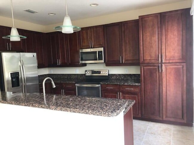 Building Photo - 3847 NW 5th Terrace