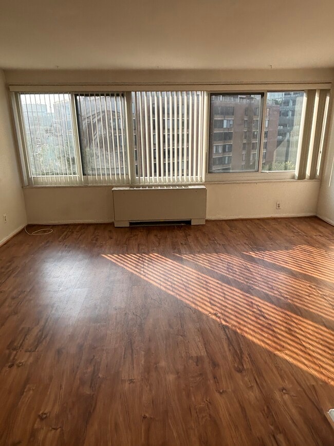 Building Photo - 1330 New Hampshire Ave NW Unit Apolline Rental