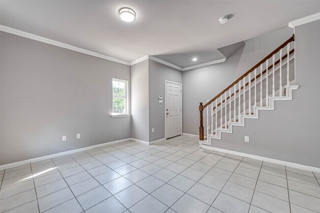 Photo - 7903 Moon Beam St
