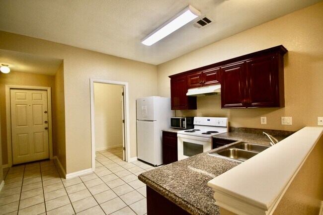 Photo - 3116-3118 S Cherry Ln Unit 3116