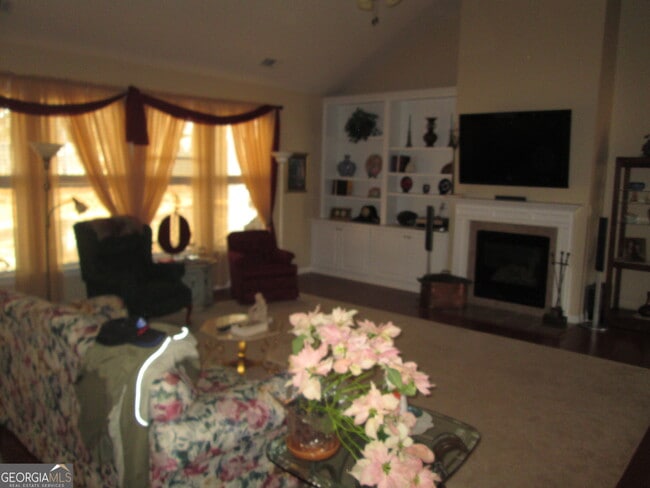 Photo - 10 Colonial Ct